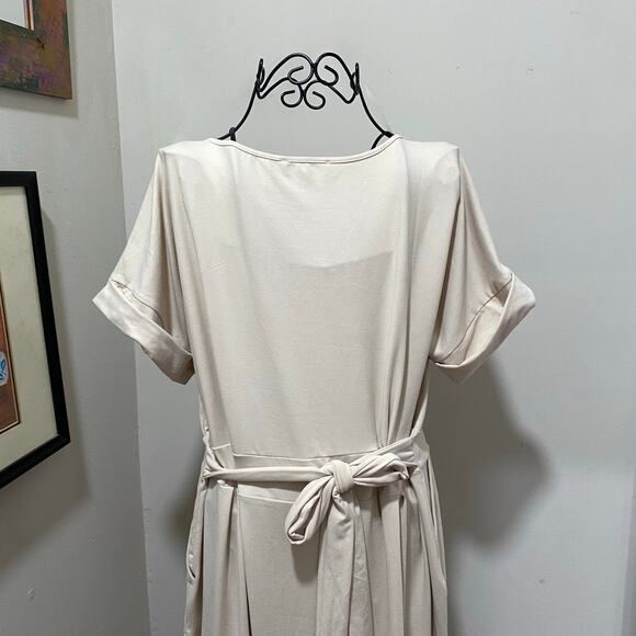 Zenana Cream Dress Size Large Short Sleeve Stretch Knit with Tie Back Belt - Picture 9 of 11